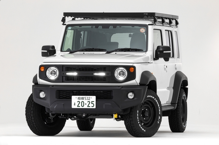 ジムニーノマドカスタム/正面