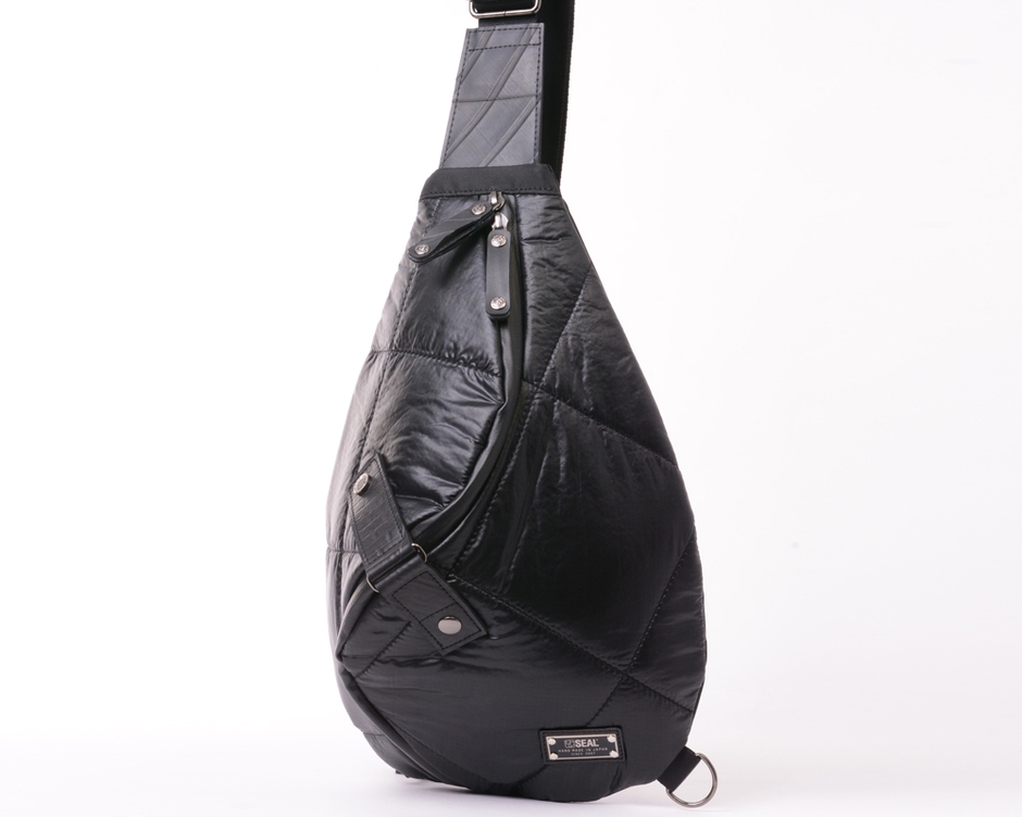 製品画像(ブラック)