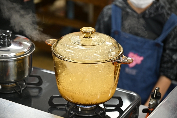 ▲ガラス鍋を使った粒すけ炊飯