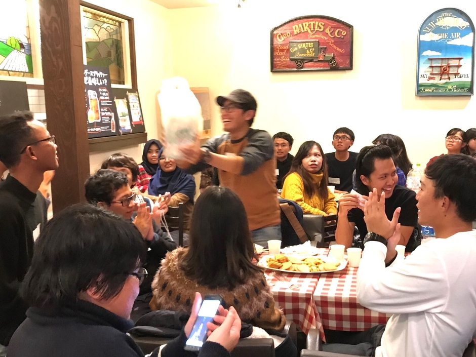 サポートの一つ、パーティーで深める横繋がり