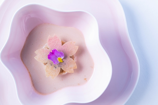 「ロワイヤル」は洋風茶わん蒸しのような料理