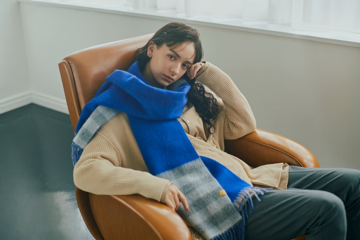 洗えるカシミヤ100% リバーシブルマフラー ロイヤルブルー