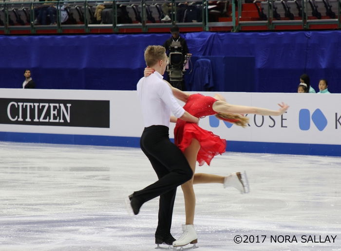 ISUフィギュアスケート (c) 2017 NORA SALLAY