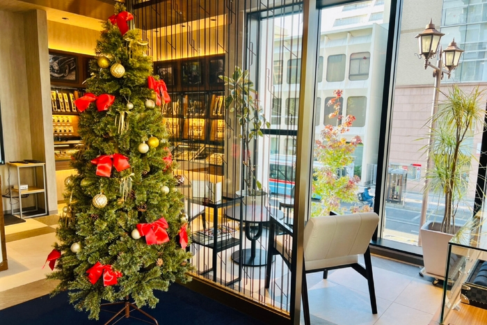 時計フロア:クリスマスツリー装飾