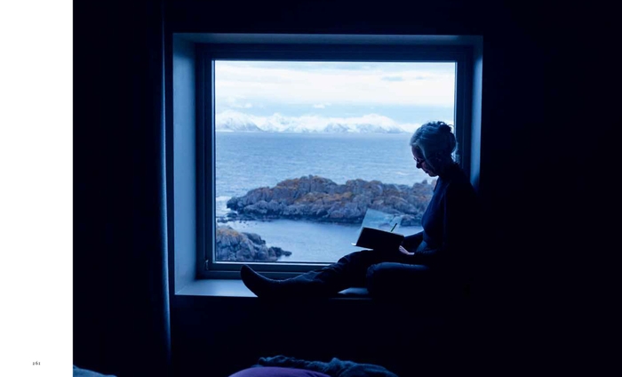 『NO SIGNAL 街を出て、大自然の中で暮らすことを選んだ 10人の生き方』中面