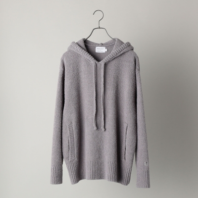 HOODED PARKA ¥13,970(inc. tax) C.GRAY
