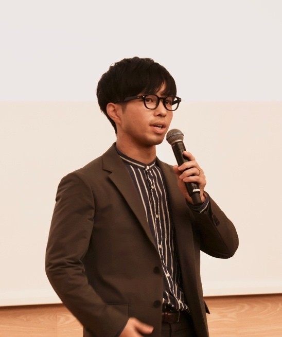 芥川賞受賞作家・鳥山まこと氏を迎えたトークショーを開催 「小説の建て方 一軒の家をめぐる、三つの階層の対話」