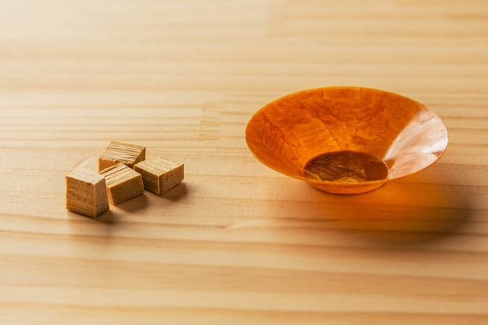 竹コーンの成形前と成形後