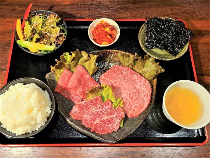 ランチメニュー「本日の赤身盛定食 ¥3,000」