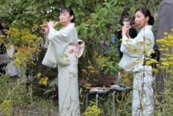 お供え式(昨年の様子)