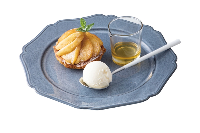 りんごと自家製カスタードのアップルパイと濃厚バニラアイス