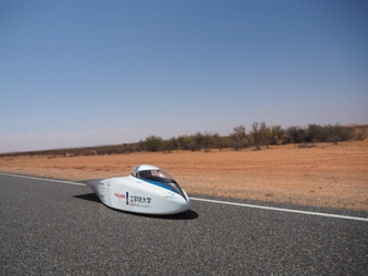 オーストラリア大陸3,000km超を走破した 工学院大学ソーラーチームの車両を 12/19に帰国後初の一般公開！