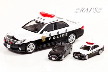 ついに200系クラウンのパトカーを1/18スケールでモデル化！ 1/43スケールクラウンアスリートの白黒/覆面パトカー第二弾も
