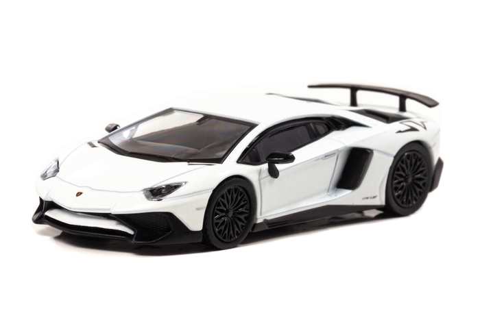 アヴェンタドールSV White Pearl:左前