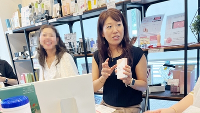 参加者からのお問合せにお答えするICHI BUNNO ICHI代表宮前さん
