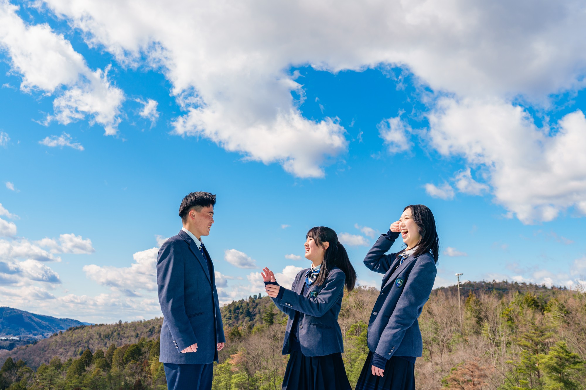 3年間で100人超の大人との出会う
