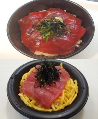 (上)マグロの漬け丼(Cafeteria Novemberにて提供)/(下)マグロ丼(KURE にて提供)