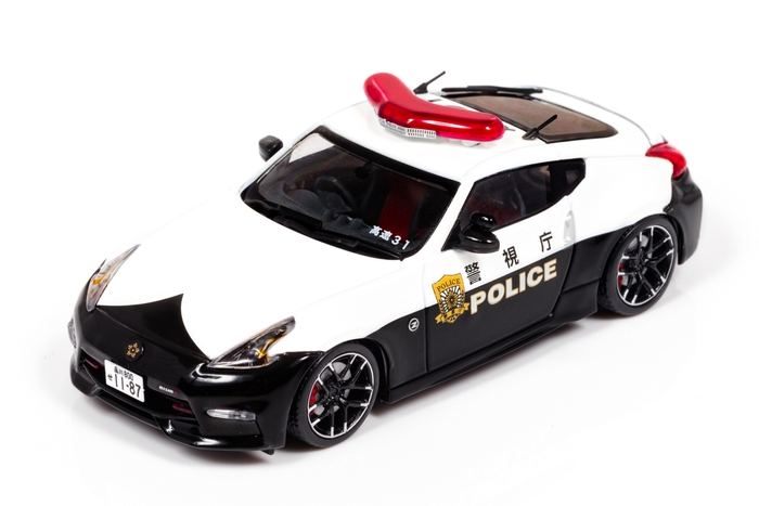 NISMO Z 警視庁:左前