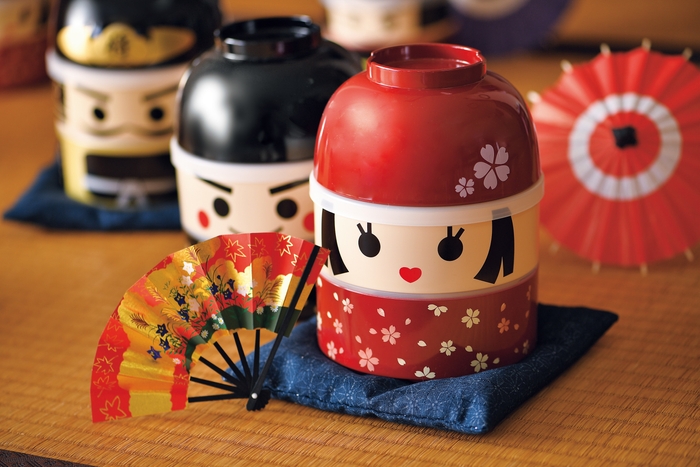 ※参考画像 HAKOYAが展開する人気のこけし弁当(注意:蓋の仕様は異なります)