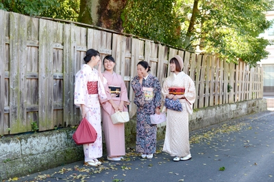 きものでお散歩 おしゃべり