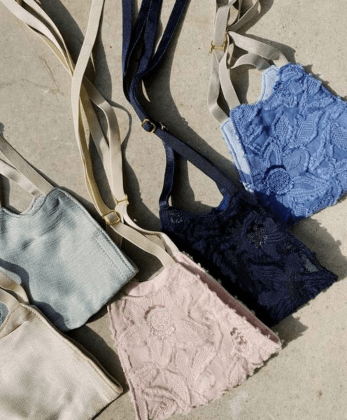 THE DRESS RIBBON MASK