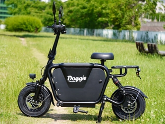 “愛犬と旅する”電動バイク「Doggie(ドギー)」が 安全性・走行性能・デザインすべてを見直しリニューアル！
