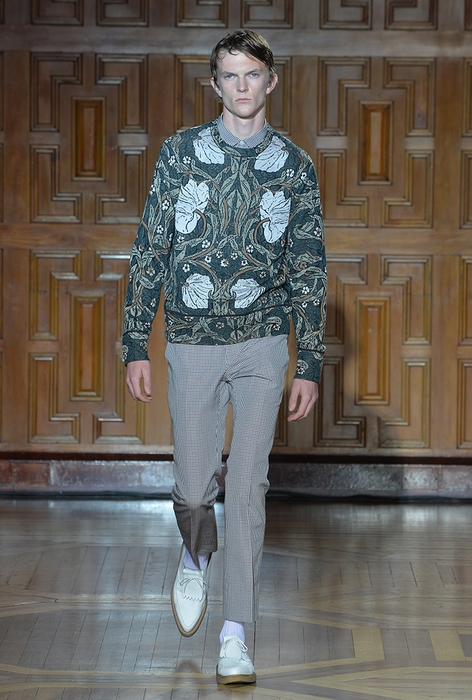 Pringle of Scotland_ MW SS15_ LR_ Look24