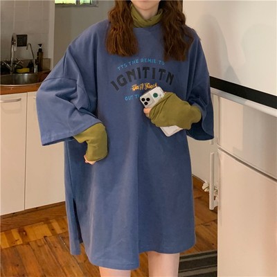 ダボっとしたロゴ入りTシャツ(MMクッキー)