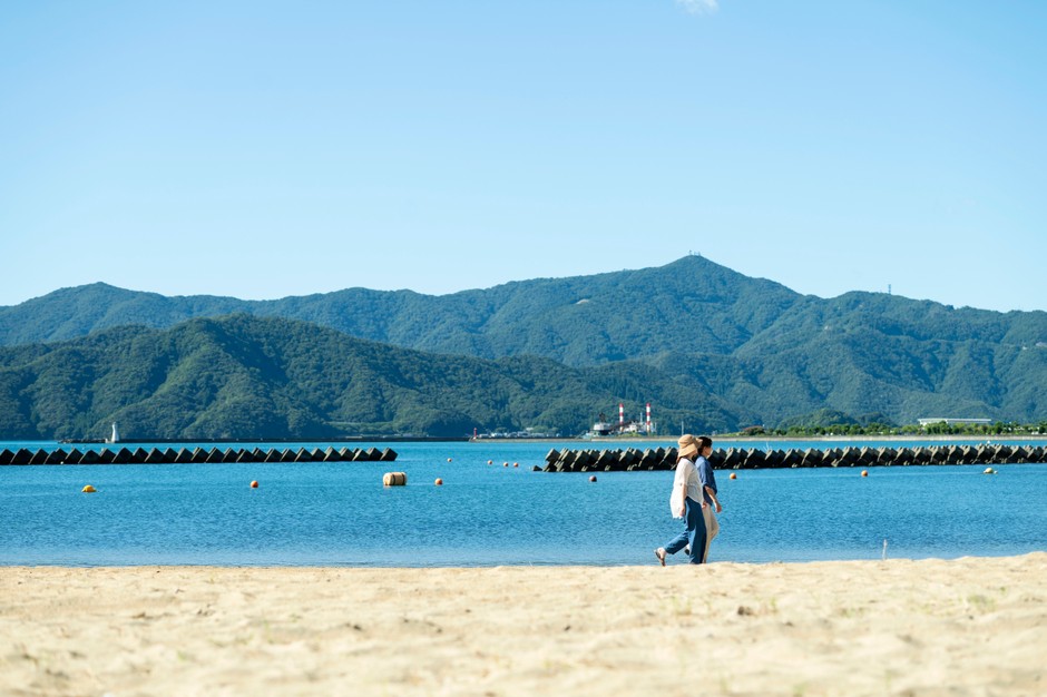 小浜の海辺