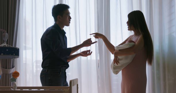 「会社に言う」「家族にばらす」「SNSに晒す」――お金を払わないと暴露すると脅されたら?交際・不倫・パパ活の"暴露脅迫"に弁護士が解説