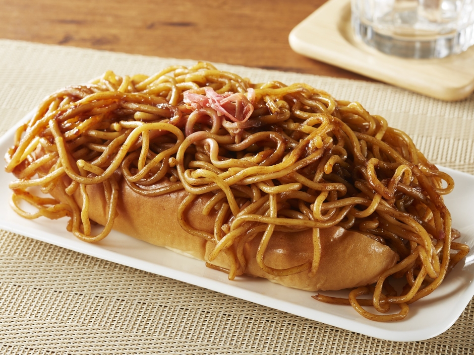 焼きそばパンこぼれちゃいました イメージ画像 関東、東海、近畿、四国