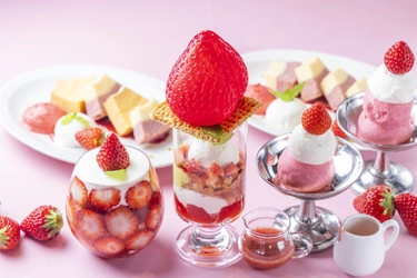 ＜いちご専門店の道の駅 いちごBonBon＞ ひと粒全長約7cm！特大いちごあめを割って味わう 新感覚パフェをはじめ、カフェのスイーツメニューが 6月5日(金)からリニューアル！ 夏を爽やかに彩るいちご×レモンのバウムクーヘンも同時発売！