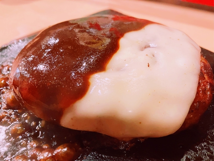 とり~りチーズハンバーグセット