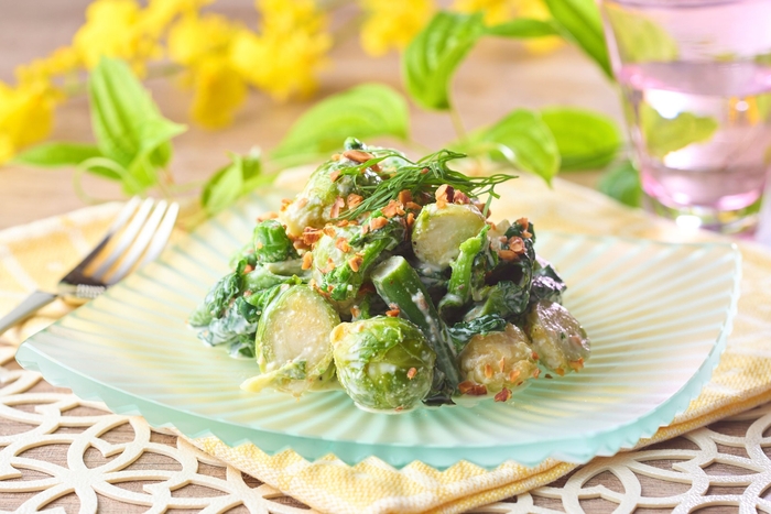 春野菜とアーモンドの洋風和え物