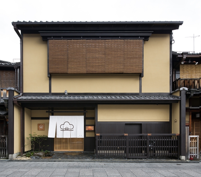 グランマーブル祇園　カフェ＆シャンパーニュ祇園ちから