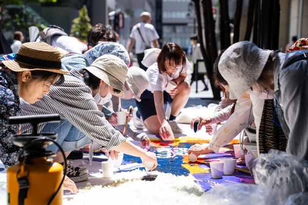 インフィオラータ制作風景