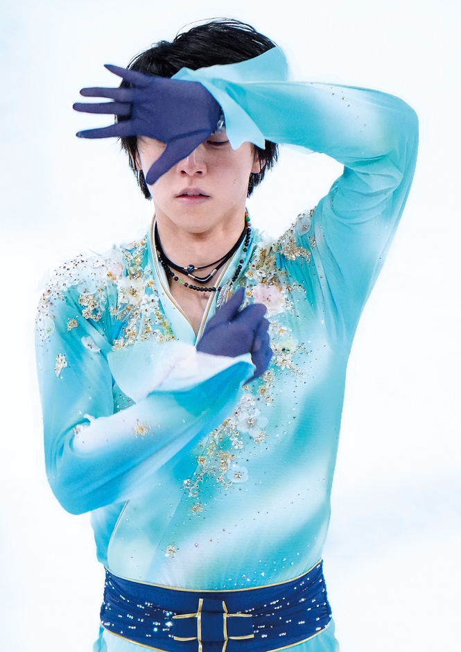 羽生結弦写真集2020～21「YUZU'LL BE BACK Ⅲ」 | 株式会社スポーツ