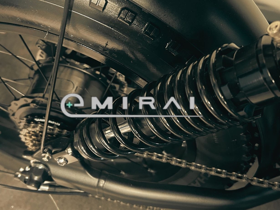 ダブルサスペンション