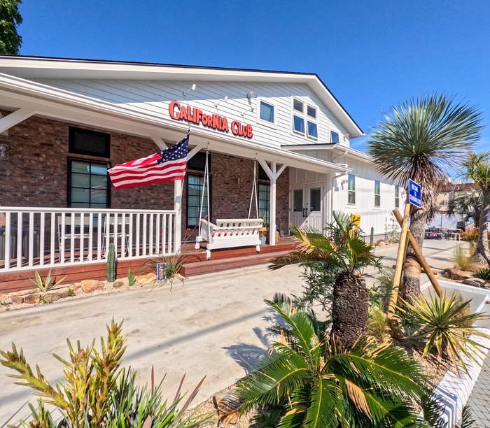 ダンススタジオ『カリフォルニア倶楽部』(国分寺市)　1