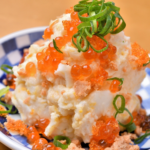 見た目にも美しい「寿司屋のポテサラ」