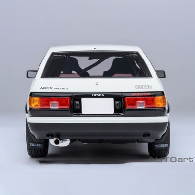 1/18スケール トヨタ スプリンター トレノ (AE86) 「頭文字D」(C)しげの秀一/講談社