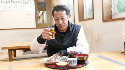 森脇健児が離島の居酒屋へ！島ならではの酒、肴を味わう旅番組！ 旅チャンネル『離島酒場』最新エピソード8月放送！