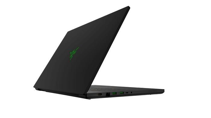 Razer Blade 18 (6)