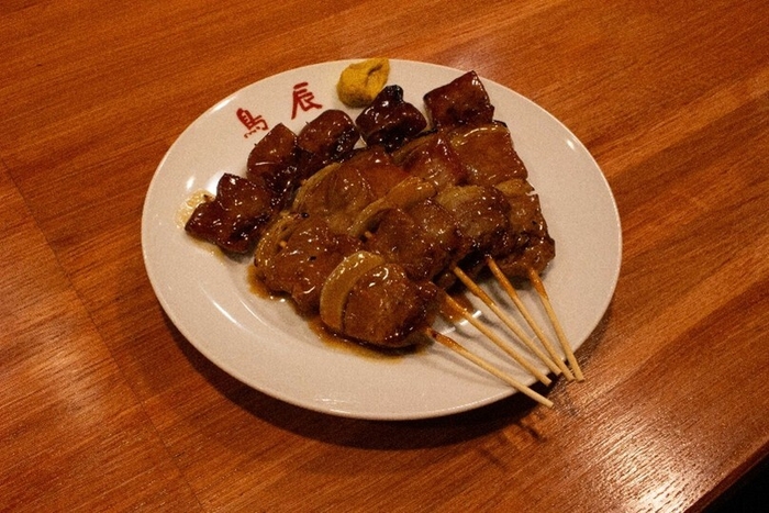 室蘭やきとりの定番「豚精肉」