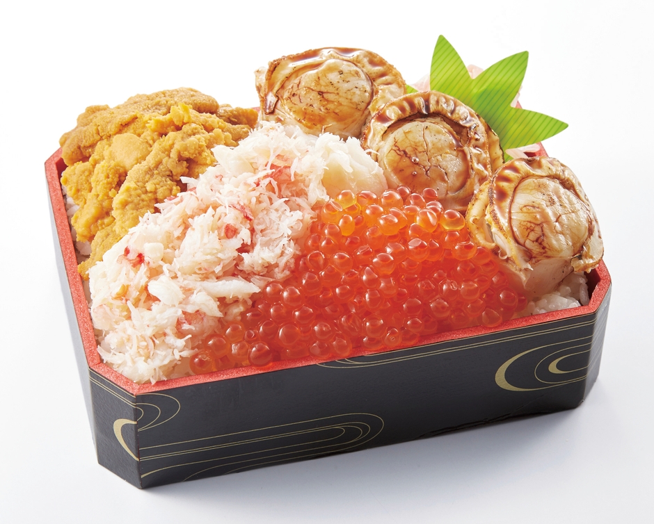 ＜食の美膳榎本商店＞青森陸奥湾３色ほたて弁当