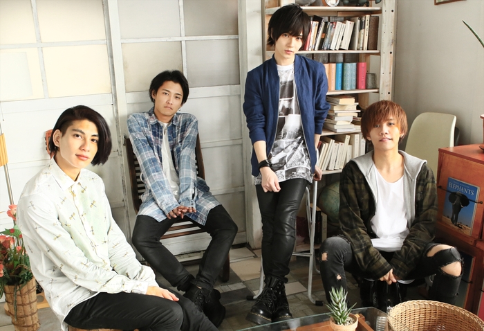 ZOLAアー写