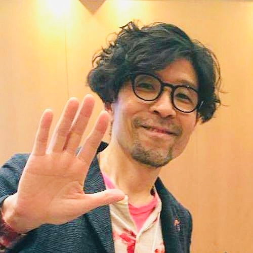 作者 山本まもる