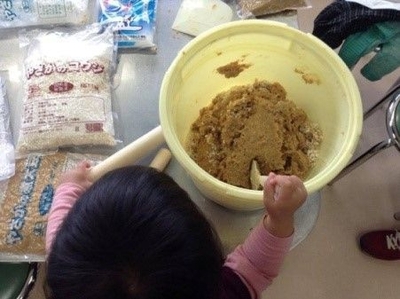 オーガニックみそづくりのイメージ(2)