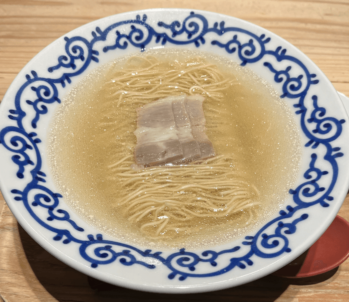 豚そば 880円(税込)