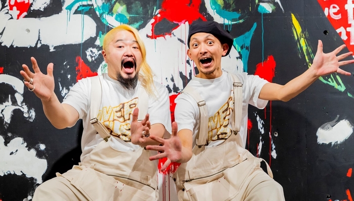 OVER ALLs 左:代表 赤澤氏、右:画家 山本氏